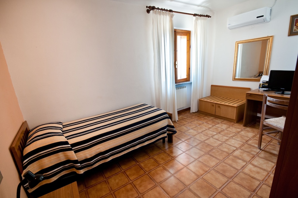 Hotel Ristorante L'aragosta 29/48