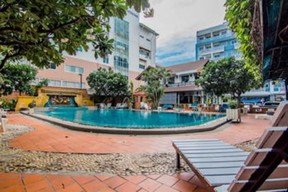 Sutus Court 5 1/57