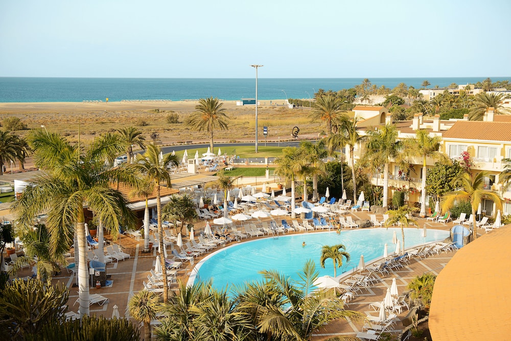 R2 Buganvilla Hotel and Spa 26/33