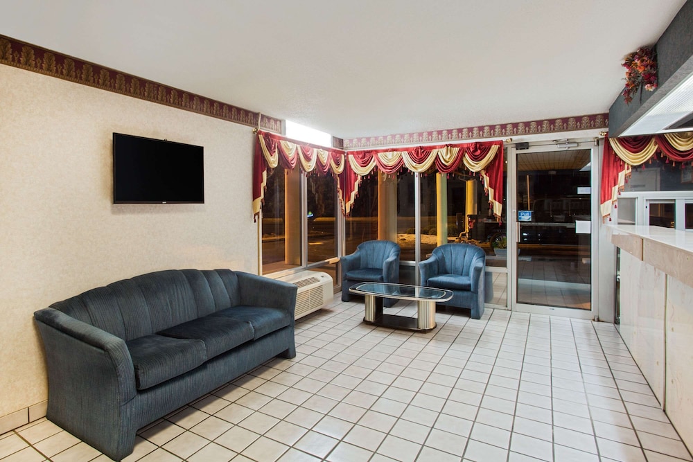 Days Inn by Wyndham Greeneville TN 14/20