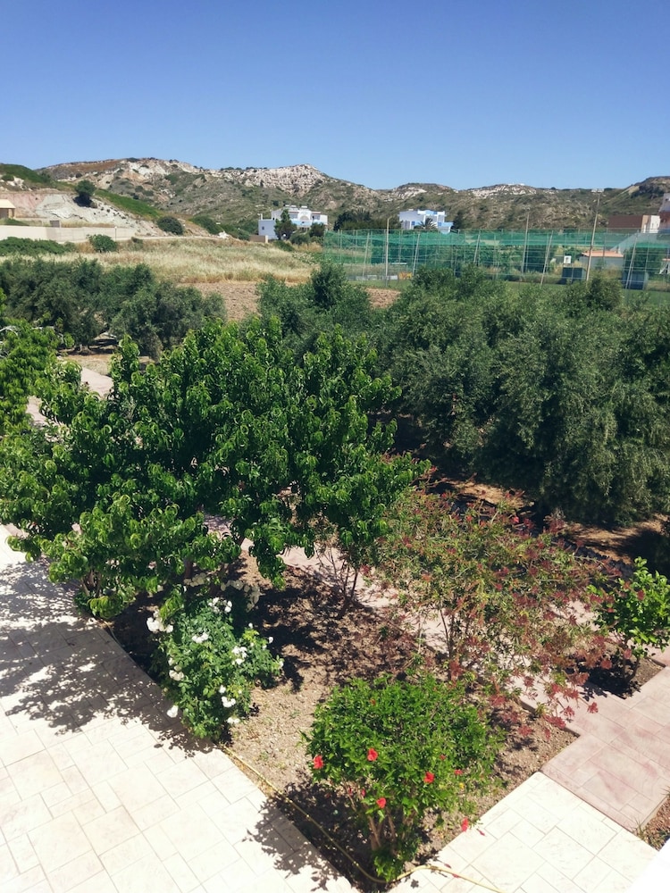 Hotel Eleni 34/40