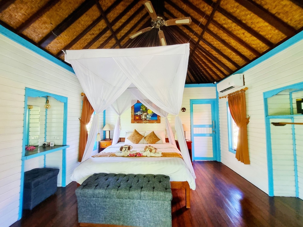 The Akah Cottage 20/65