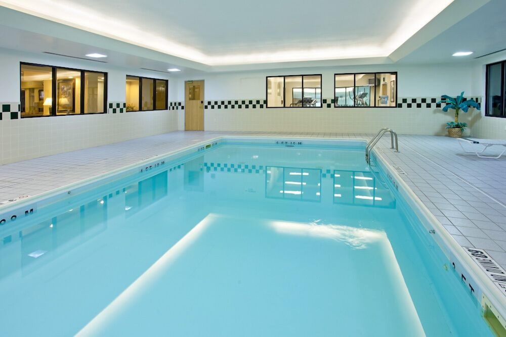 swimming pool spa