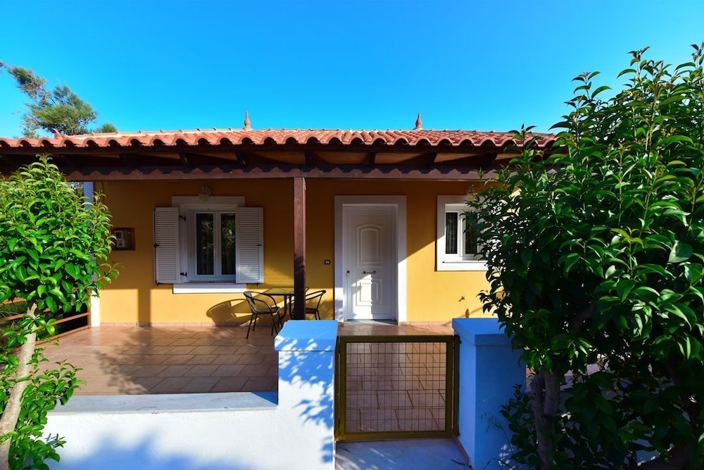 Mouzakis Villas 32/37