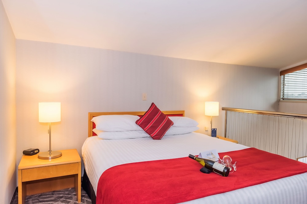 Gallery, Suite, King Bed