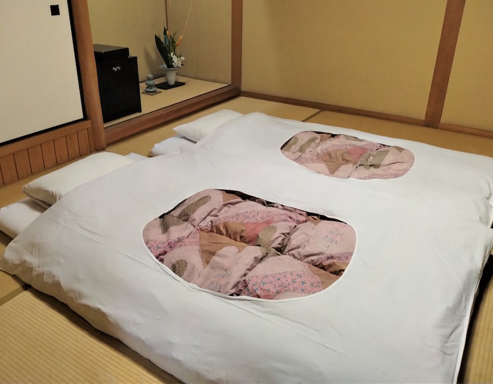 JAPANESE, TATAMI