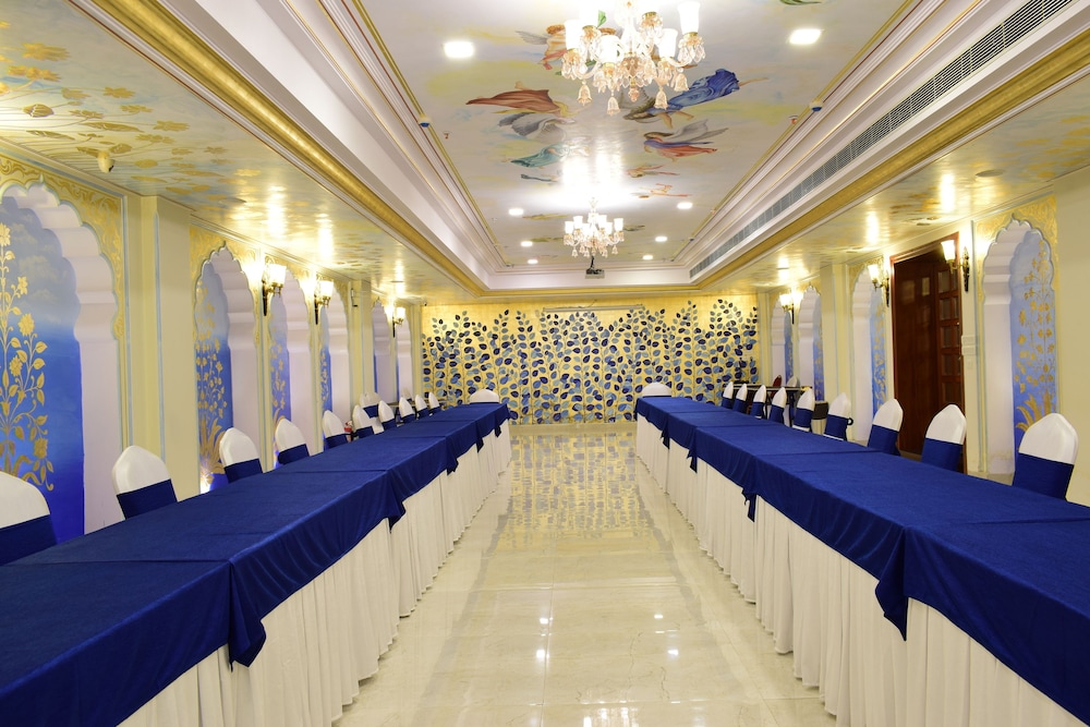 Umaid Haveli-A Heritage Style Hotel & Resort 12/66