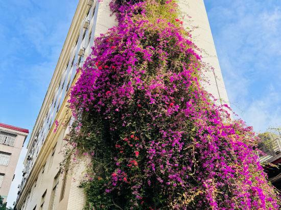 Jtour Inn (Yangjiang City Government) 46/48