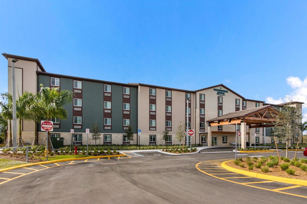 WoodSpring Suites Tamarac 42/50