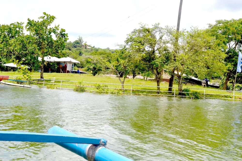 Caliraya Resort Club 44/50