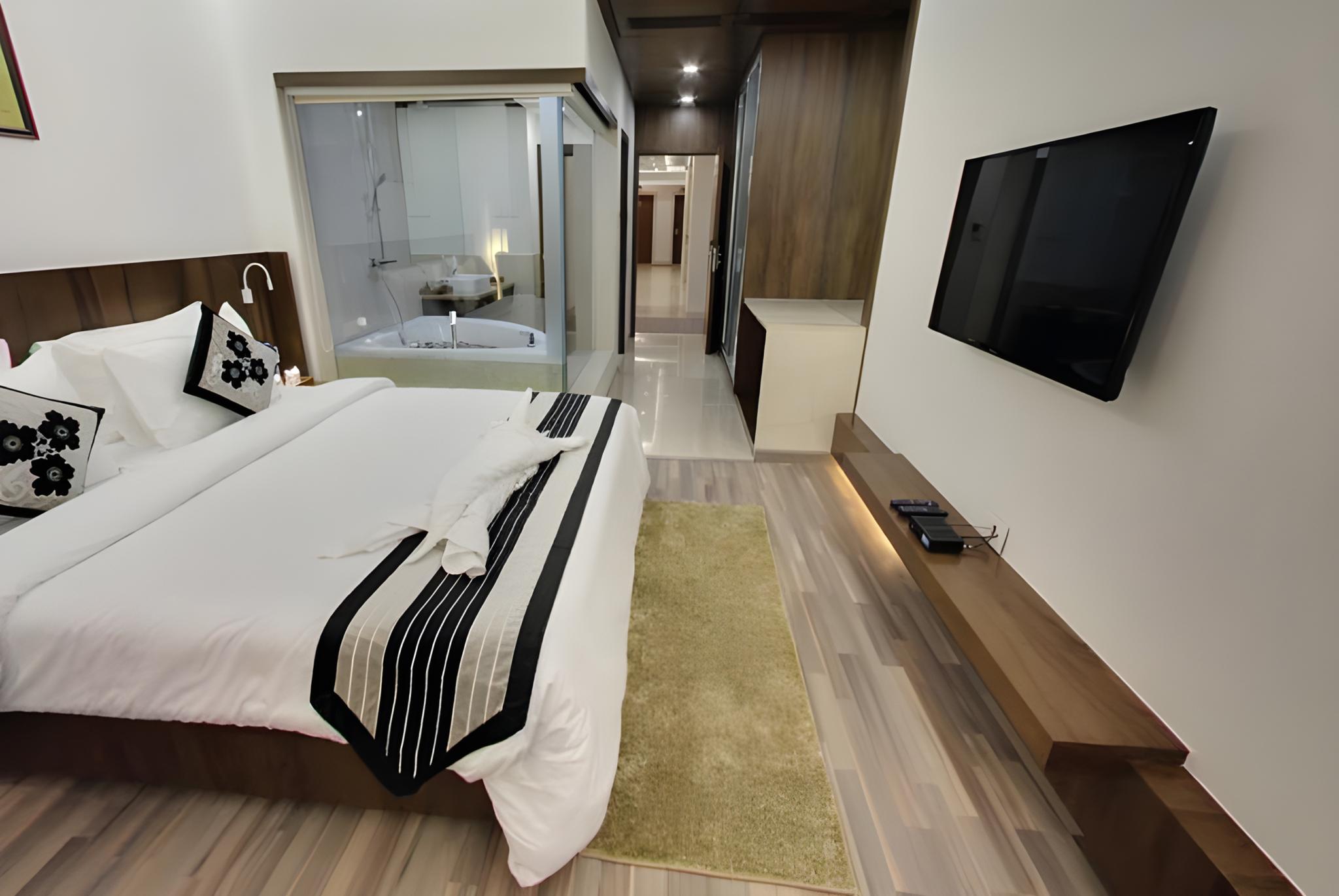 Eulogia Inn 14/26