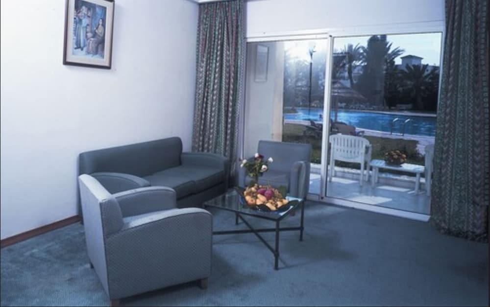 Marina Palace 43/69
