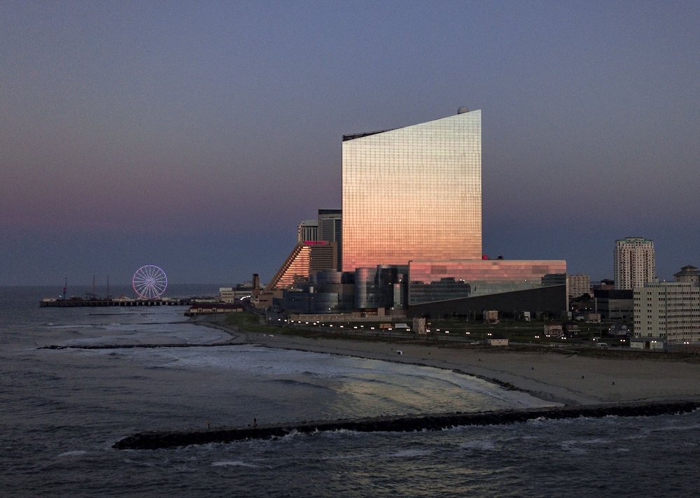 Ocean Resort Casino 66/76