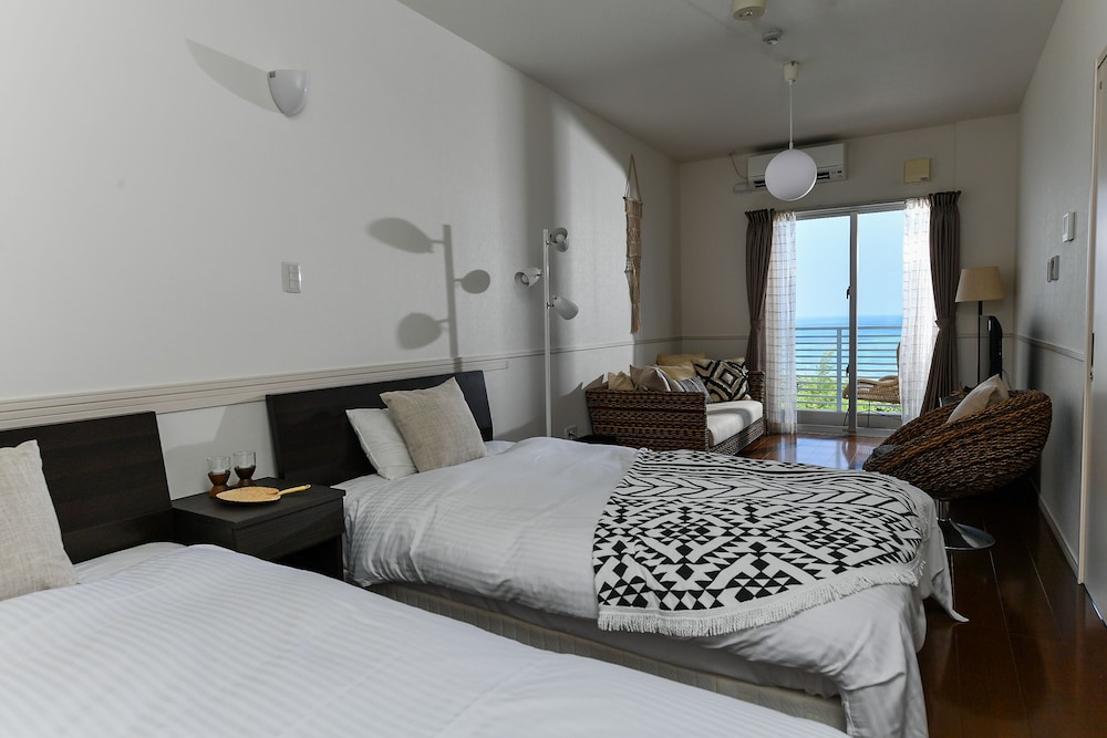 Odysis Onna Resort Hotel 33/72