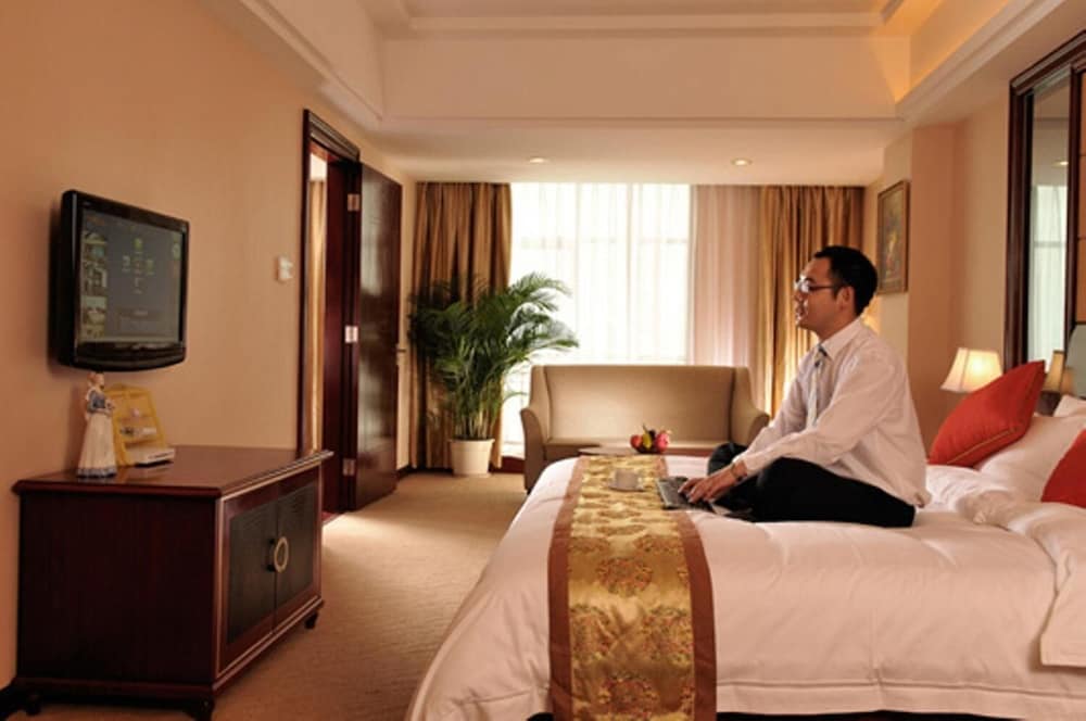 Vienna Hotel Yousong Branch 22/35