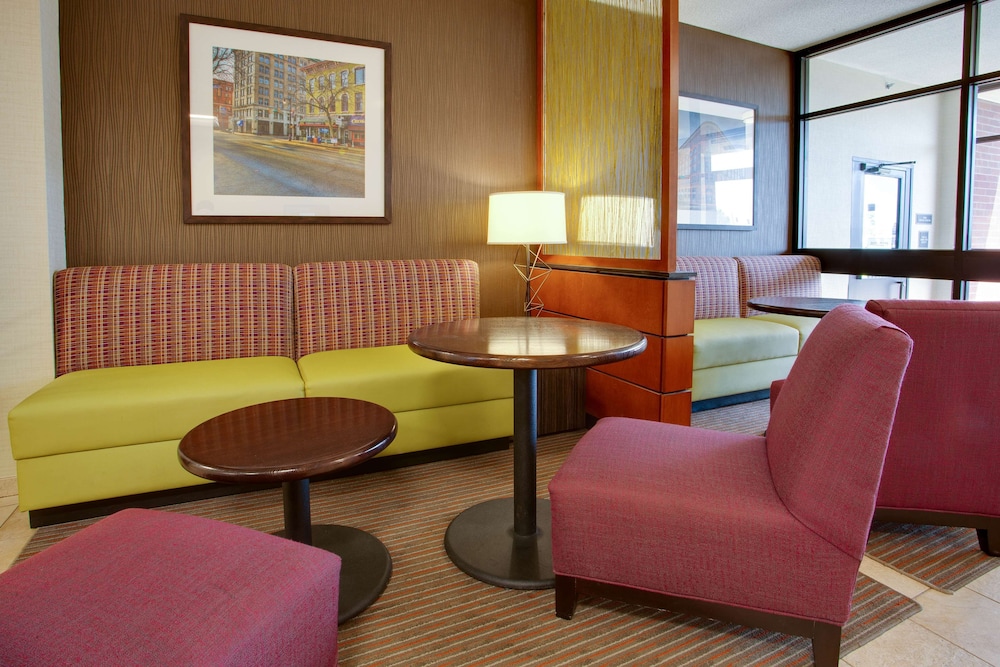 Drury Inn and Suites Terre Haute 21/32