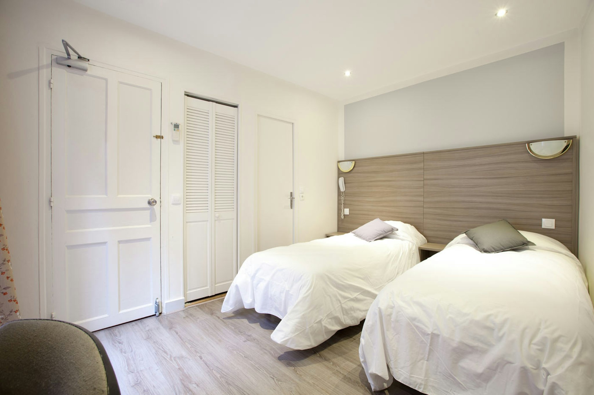 PANAM HOTEL PARIS GAMBETTA (ex Superhotel) 20/50