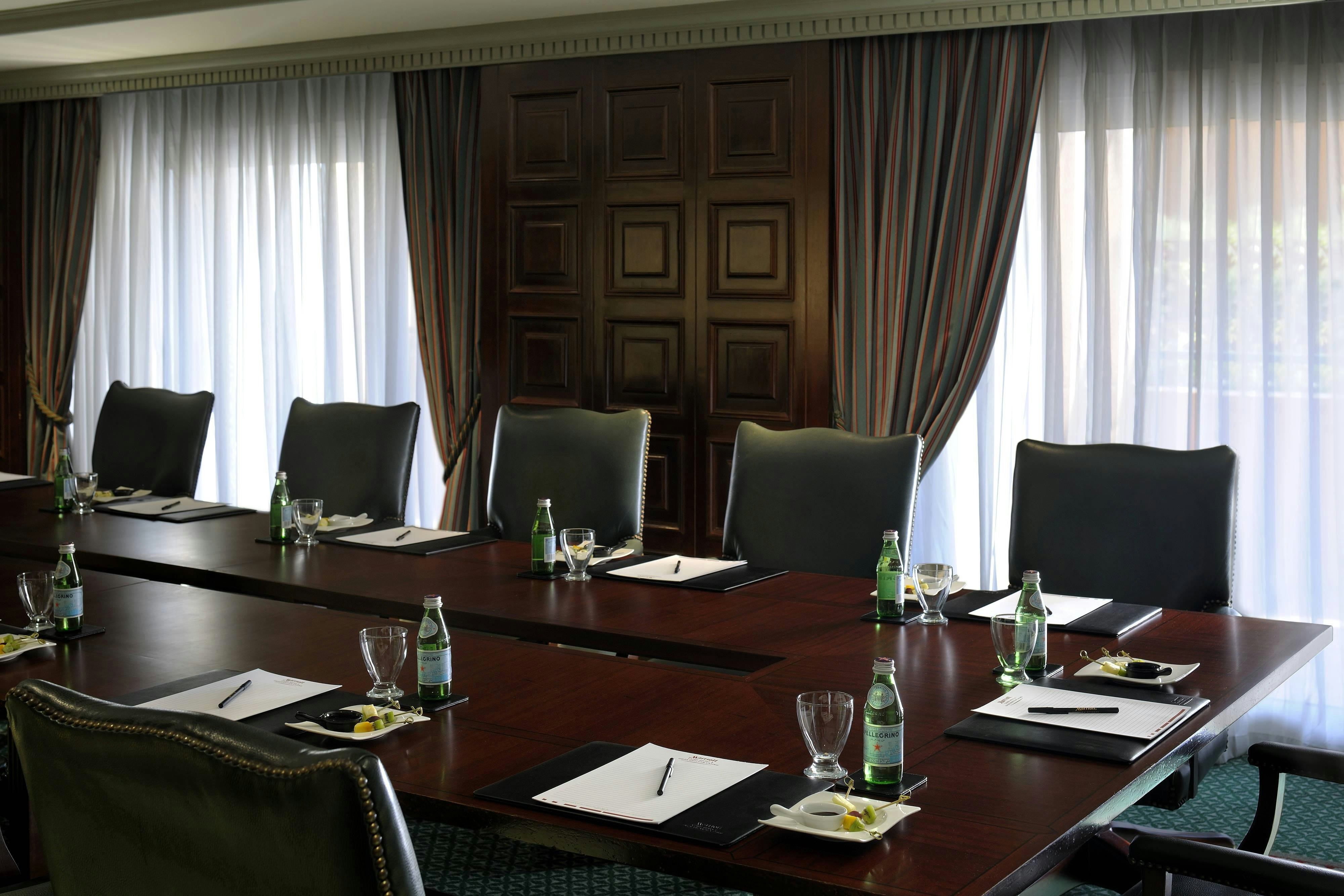 Cairo Marriott Hotel and Omar Khayyam Casino 23/35