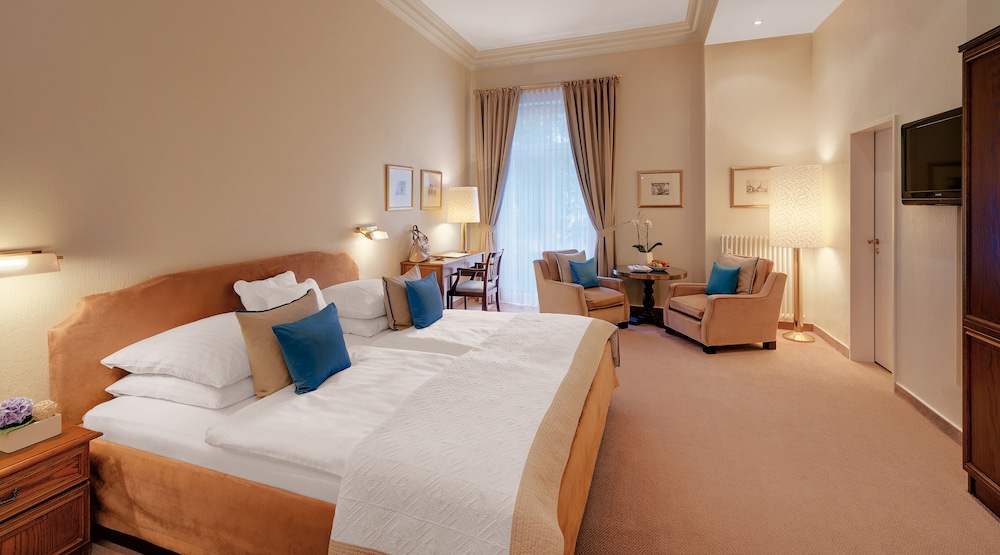Ringhotel Rheinhotel Dreesen 13/41