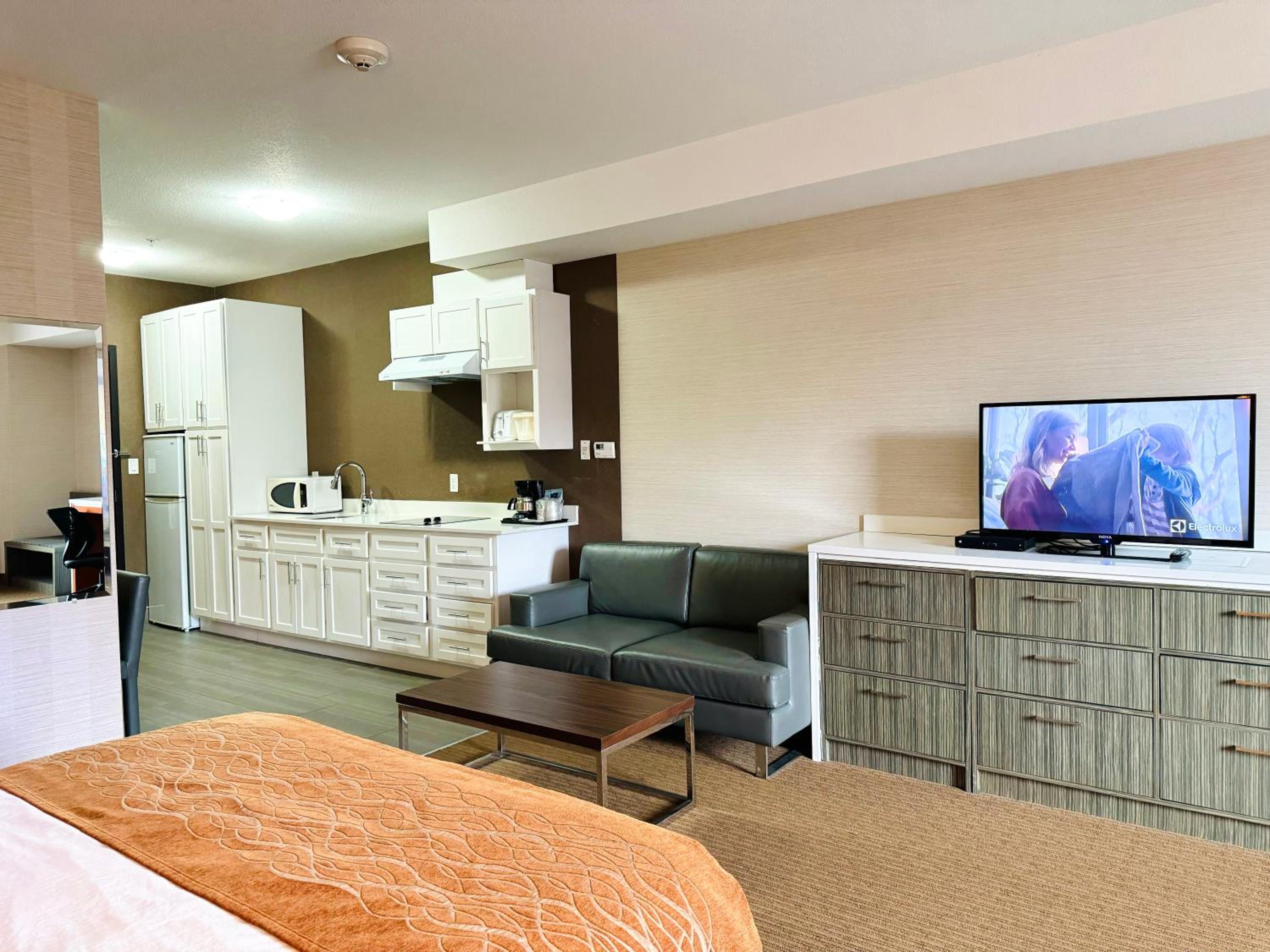 Southfort Inn 6/50