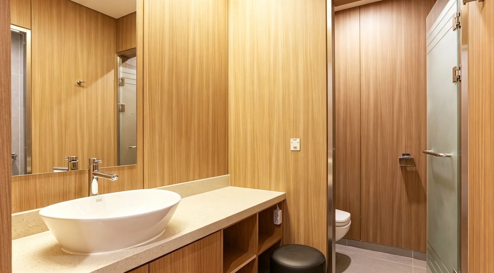 Hotel M Place 50/53