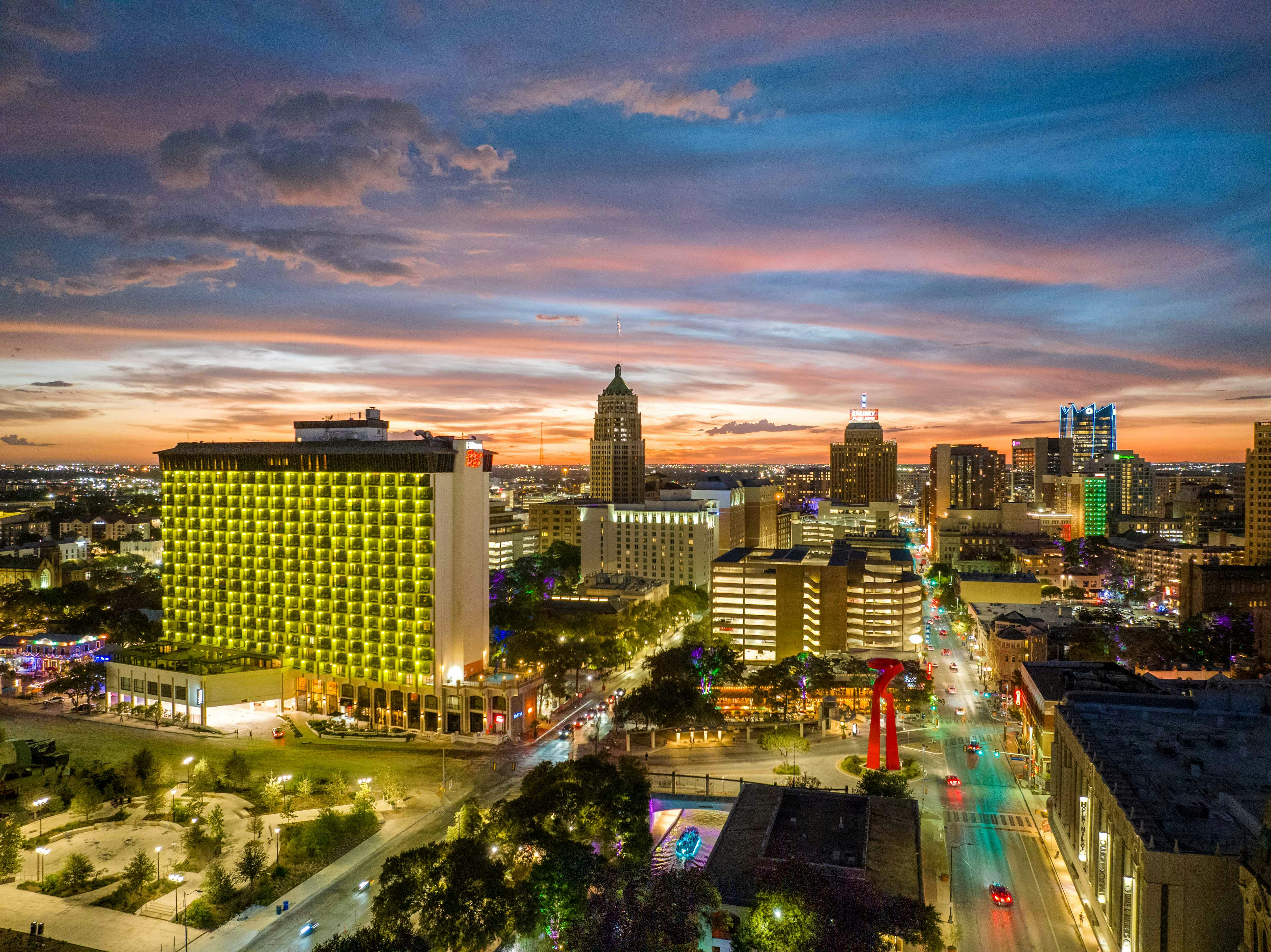 Hilton Palacio del Rio 13/79