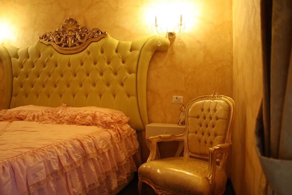Pope's Suites 6/50