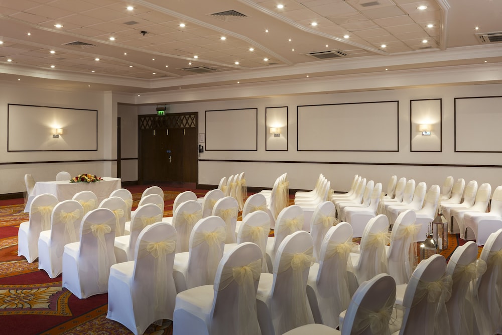 Radisson Hotel York 65/76