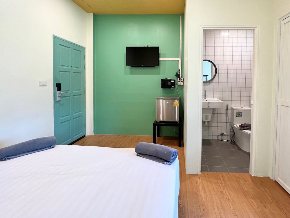 Sleepy Station - Hostel 11/57