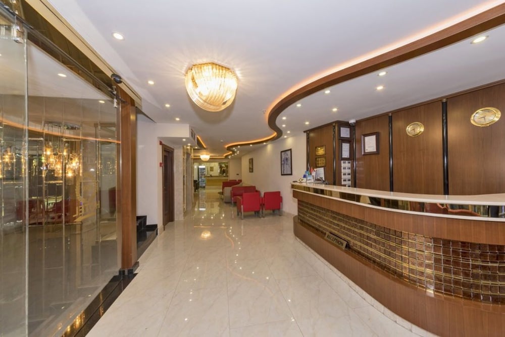 Marcello Hotel 14/65