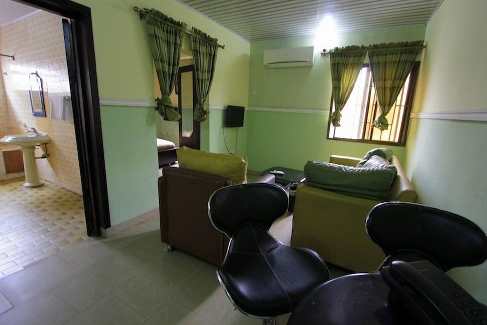 Sylva Link Hotel 15/15