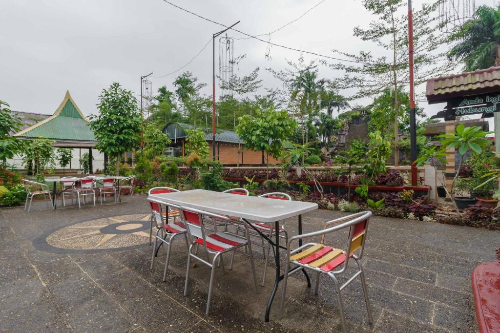 RedDoorz Plus @ Setiabudi Medan 4 20/25