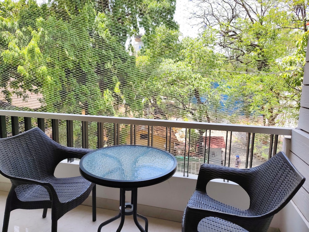 Hotel Shreyas 27/40