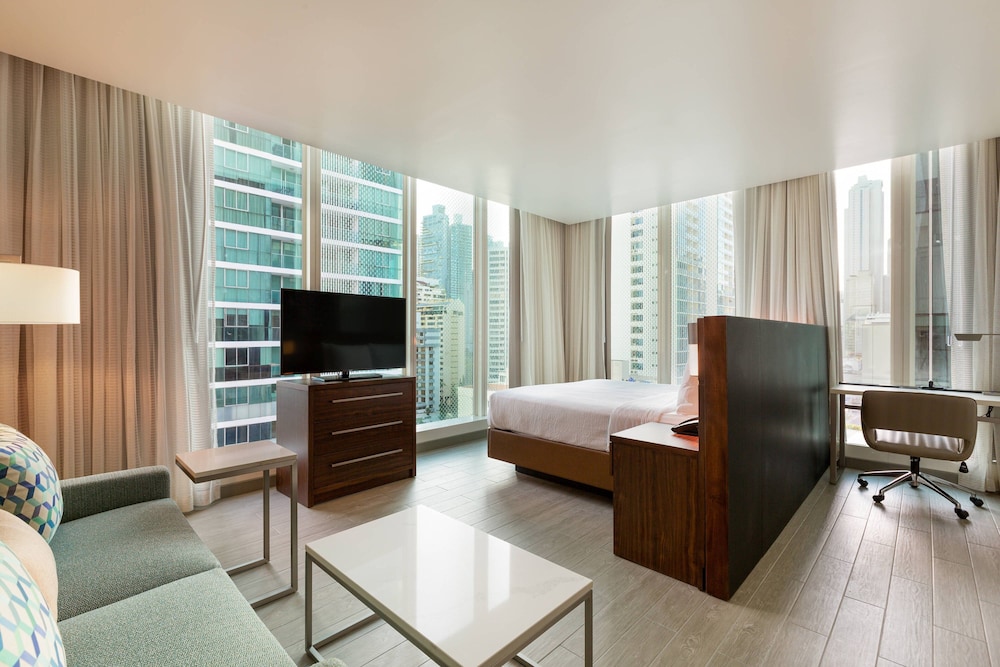 Residence Inn by Marriott Panama City 46/77