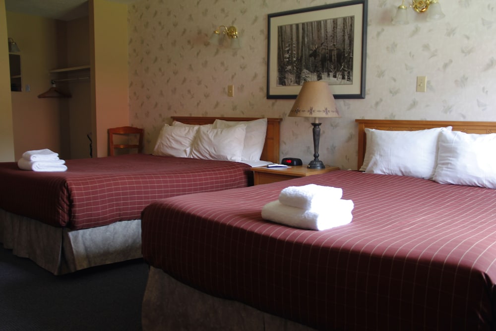 Aspen Village Inn 27/79