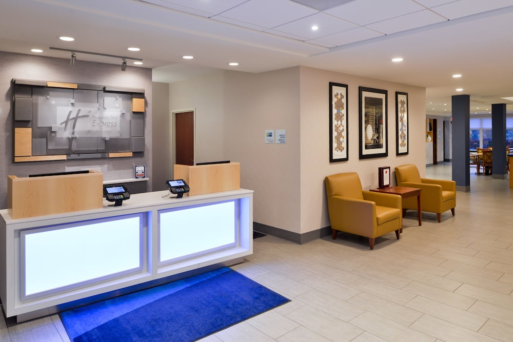 Holiday Inn Express Hotel And Suites Clifton Park 12/55