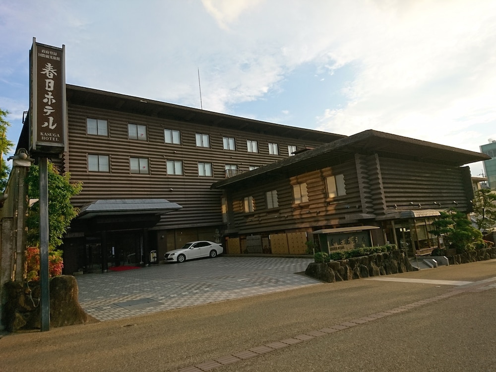 Kasuga Hotel 42/47