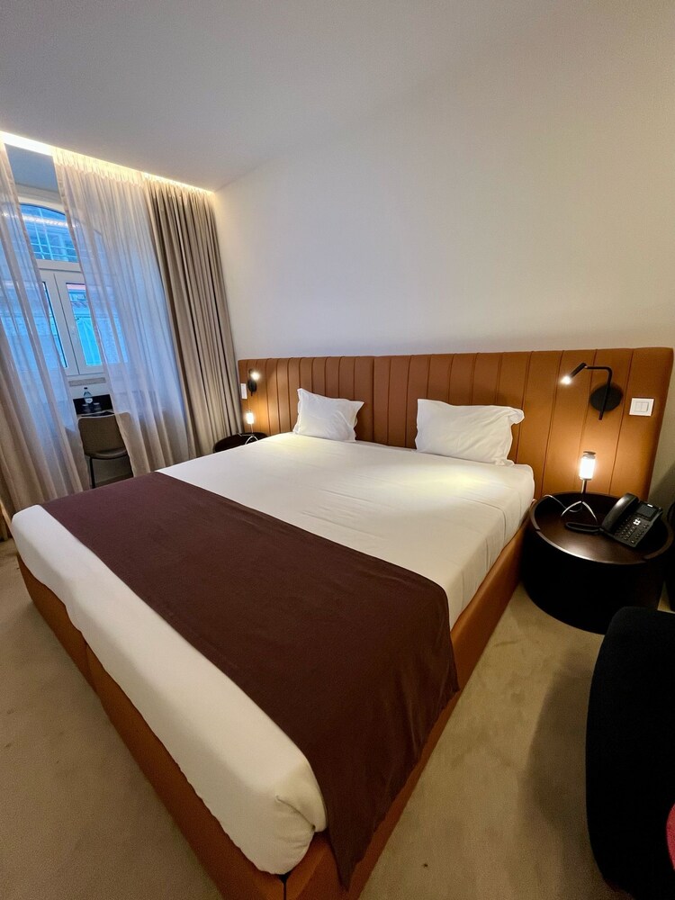 Golden Lisbon Hotel 16/60