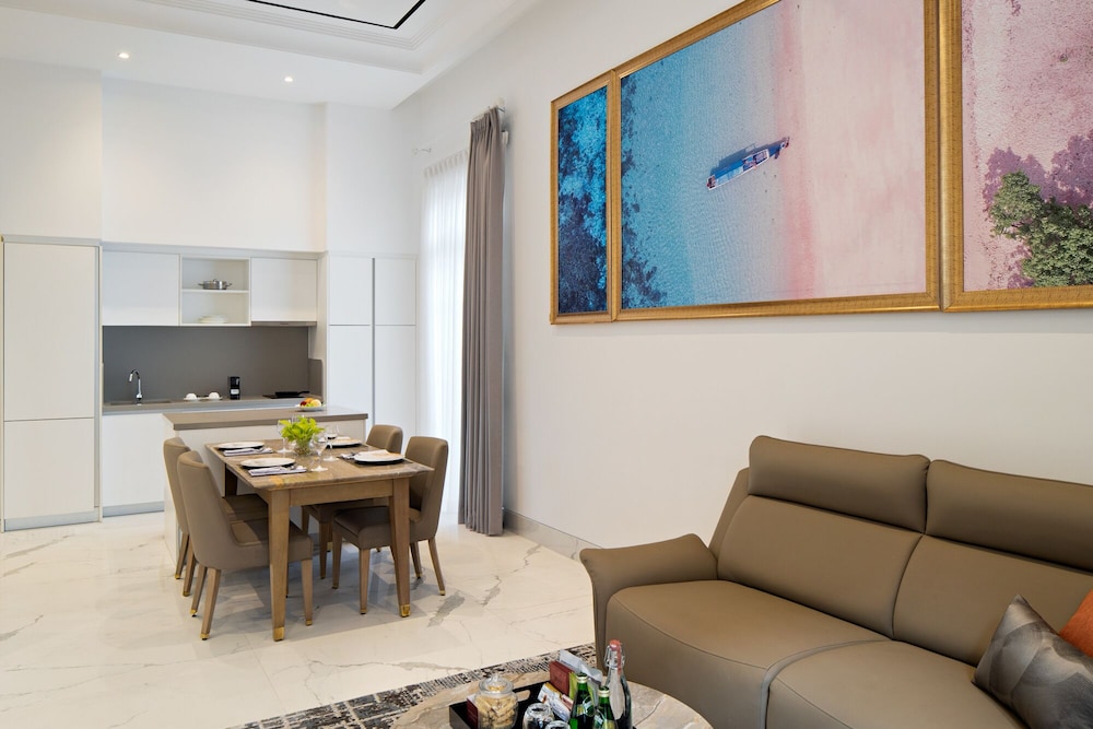 The Grand Mansion Menteng 64/84