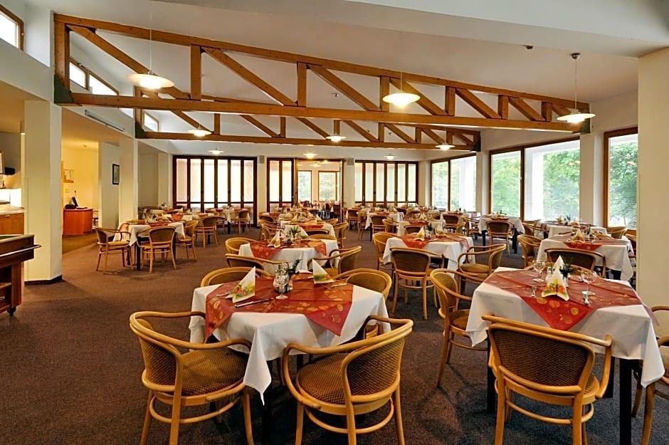 Krakonos Hotel 34/44