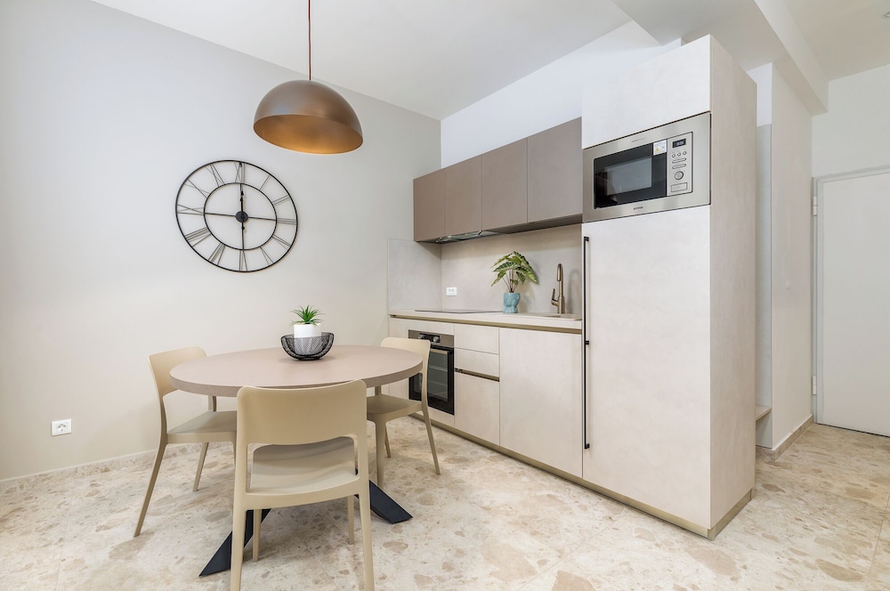 Villa Nina Apartments 10/50