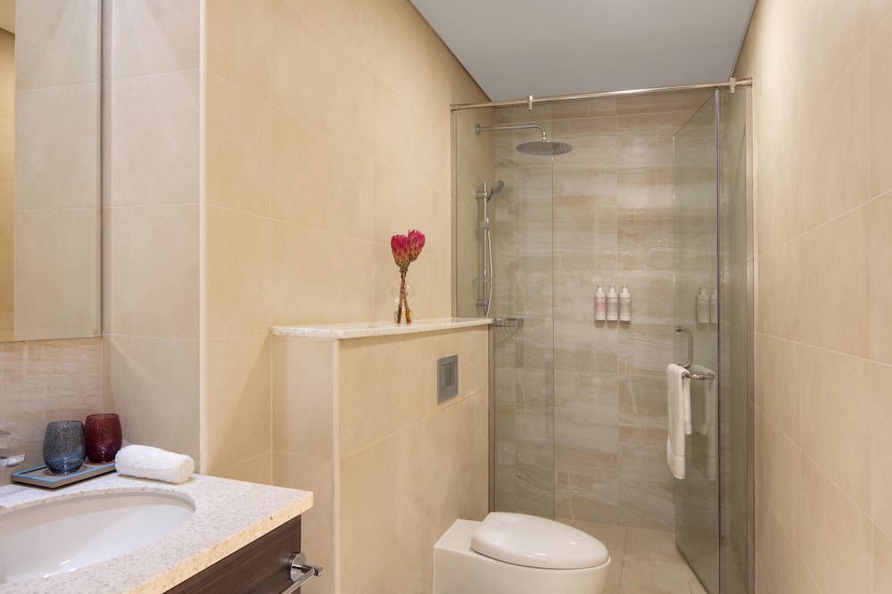 Avani+ Palm View Dubai Hotel & Suites 50/50