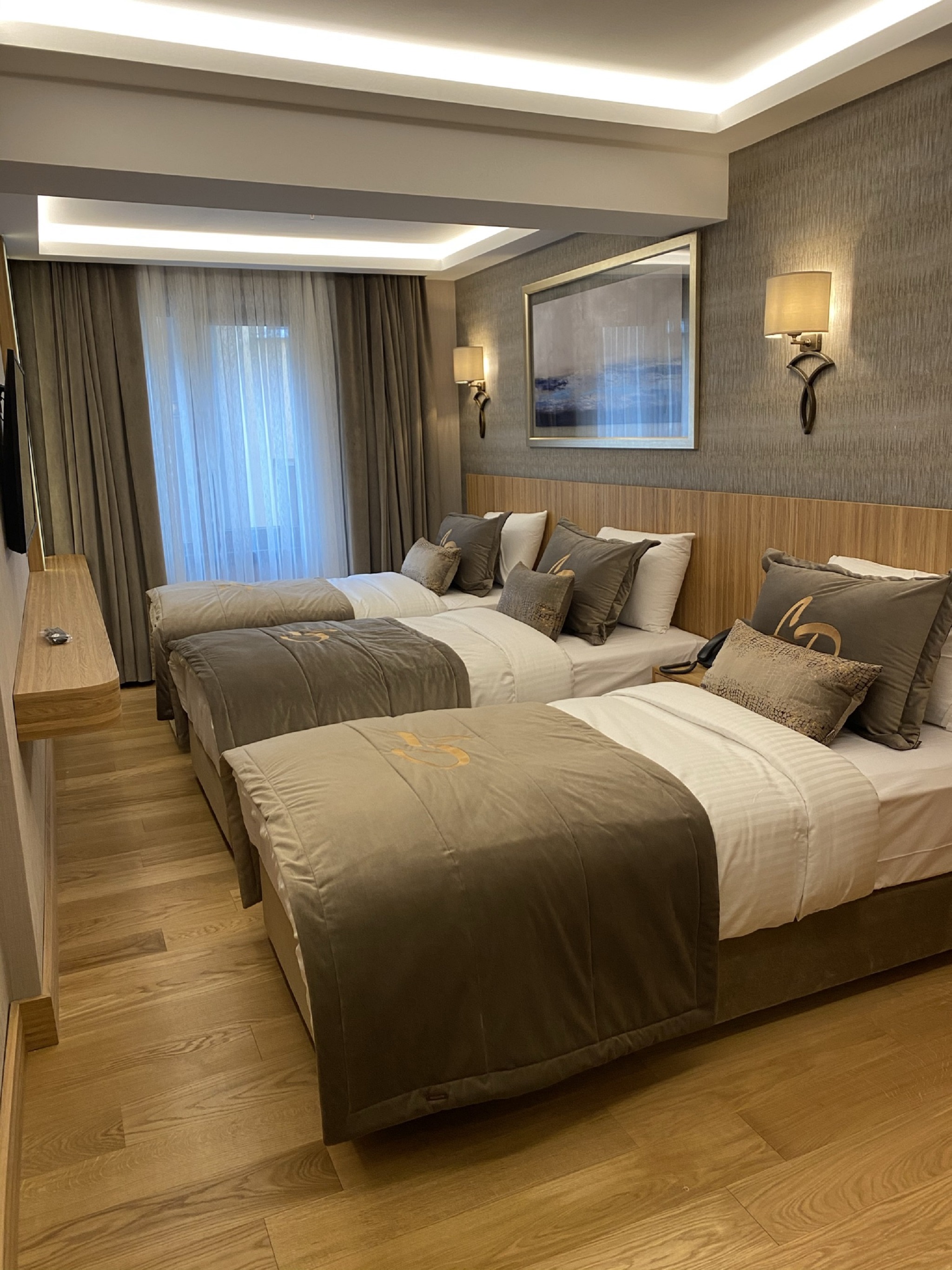 STANDARD TRIPLE ROOM