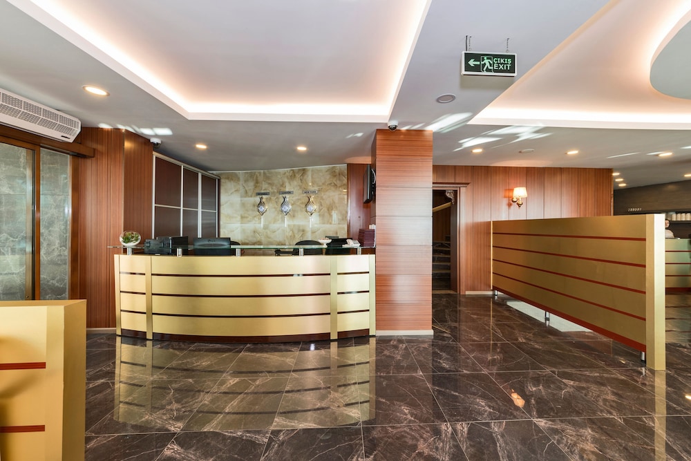 Cevheri S Hotel 3/53