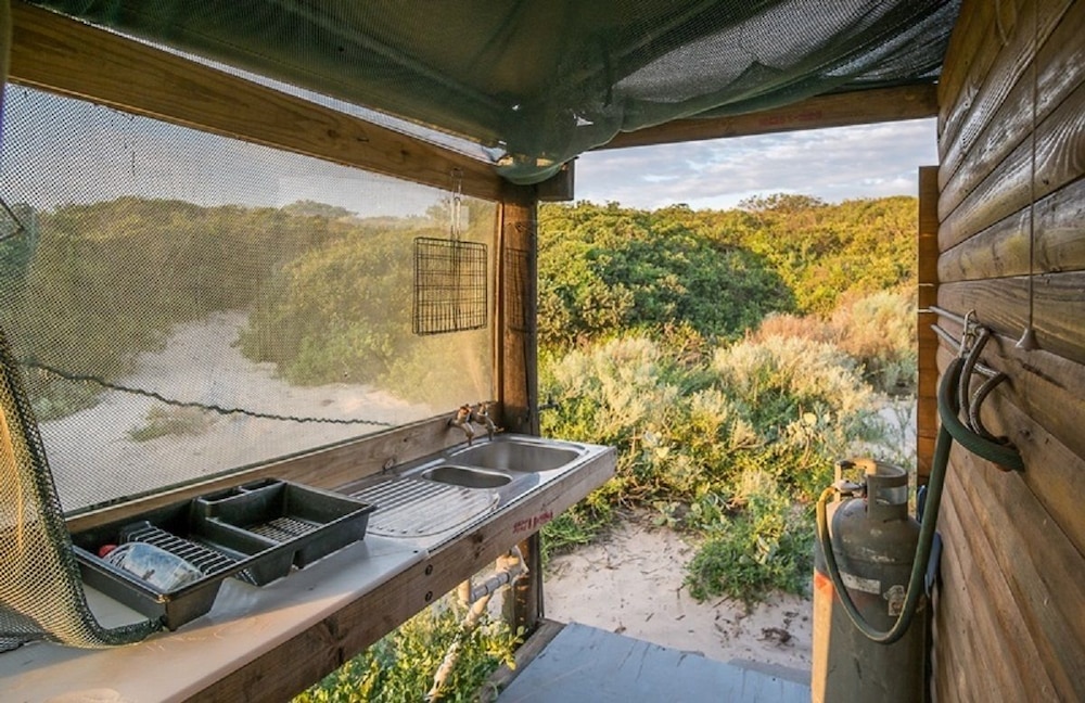 West Coast Luxury Tents 6/27