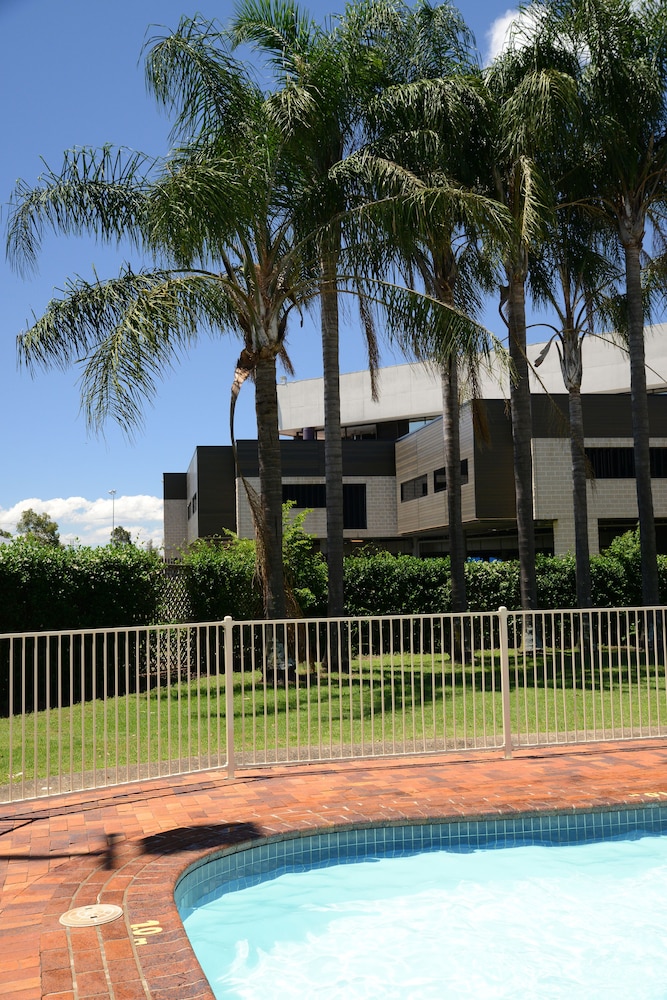 Mercure Penrith 65/69