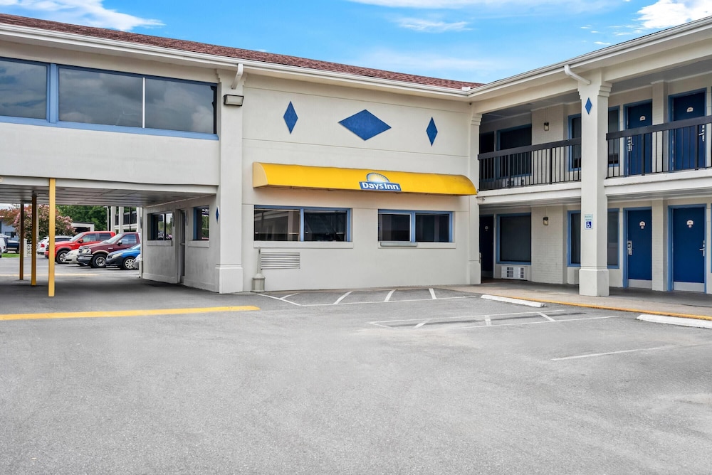 Days Inn By Wyndham Jacksonville Nc 62/68