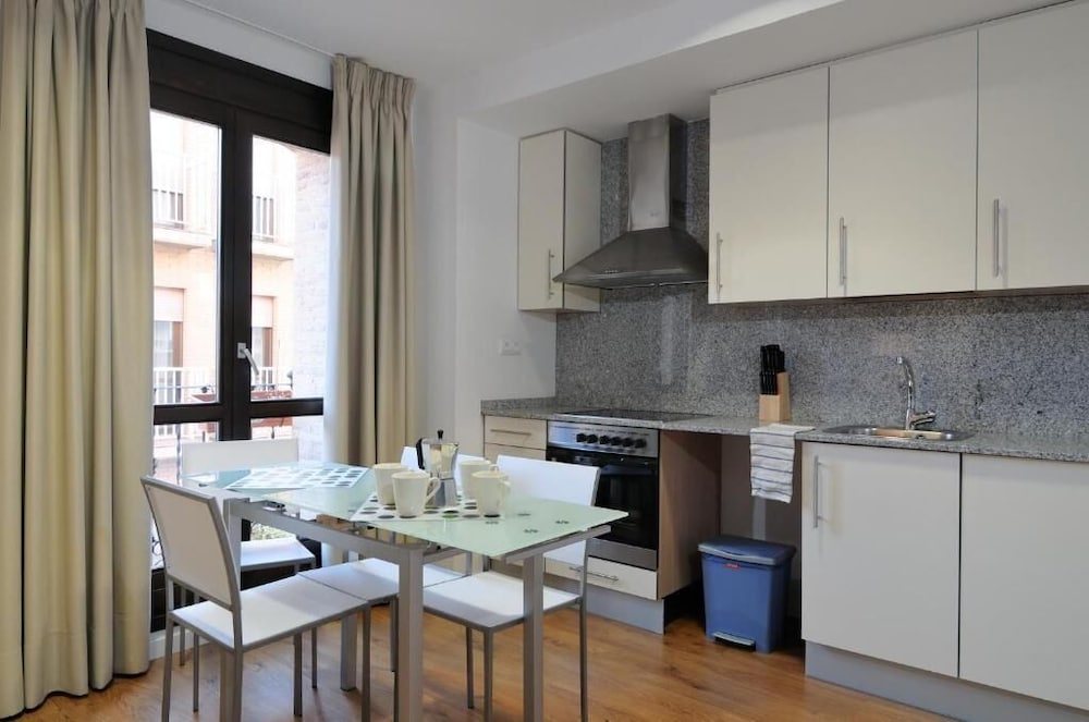 Apartamentos Casa Palacio de Los Sitios 30/37