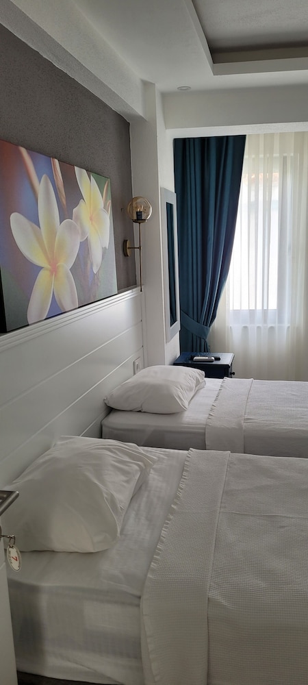 Tenes Otel 26/41