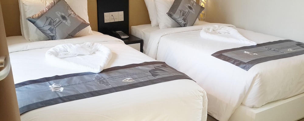 SUPERIOR, TWIN BEDS